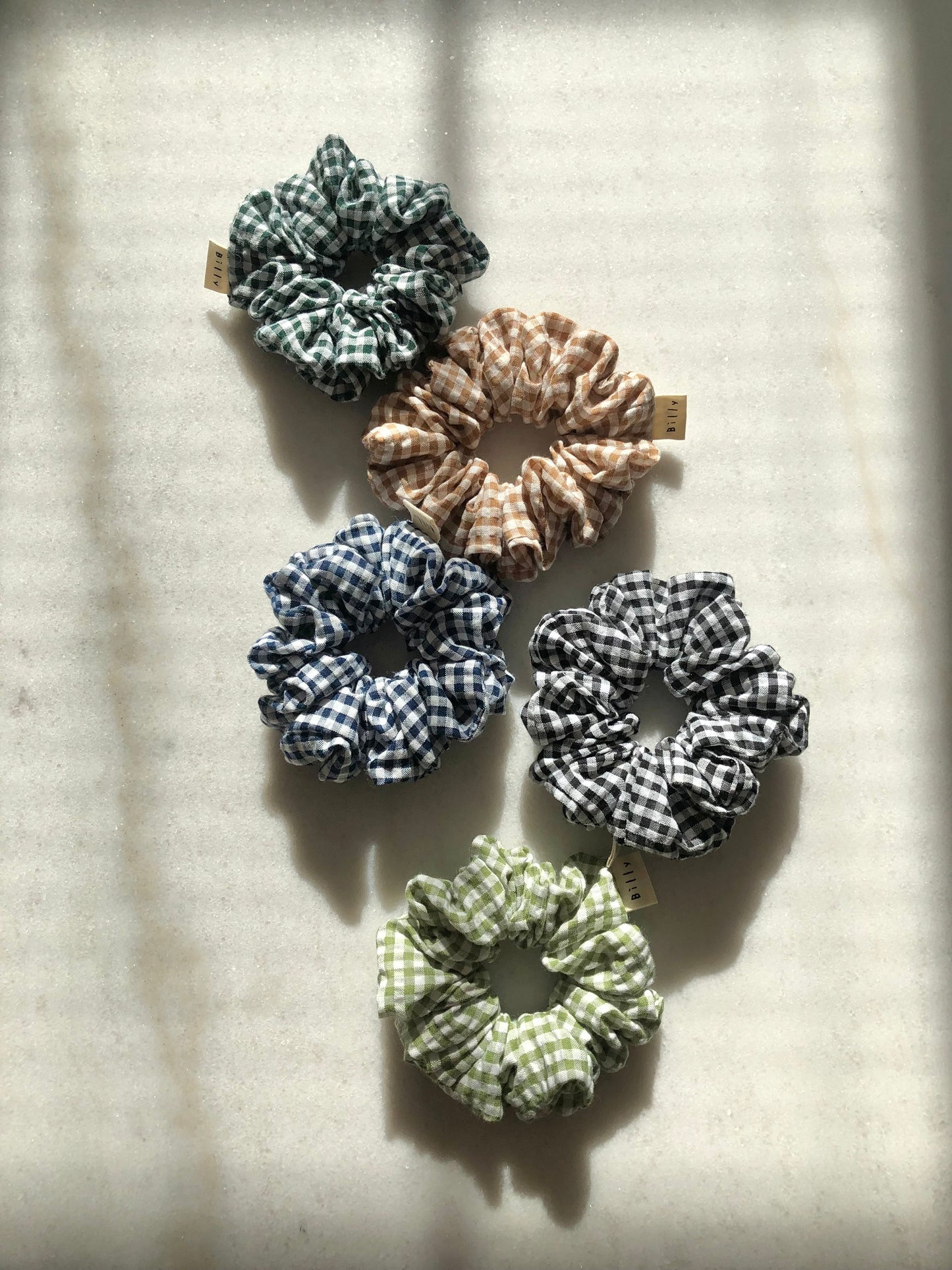 MINI GINGHAM SEERSUCKER SCRUNCHIES - neutral