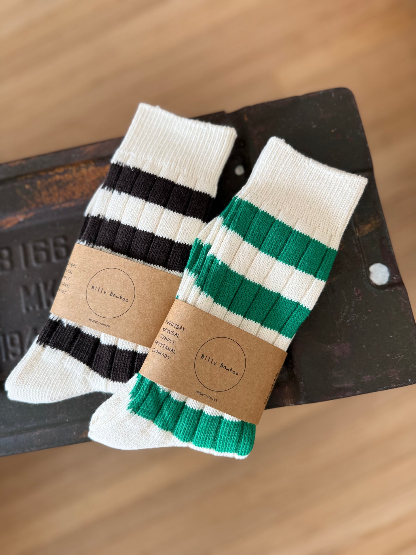 COLOR STRIPE HIGH SOCKS