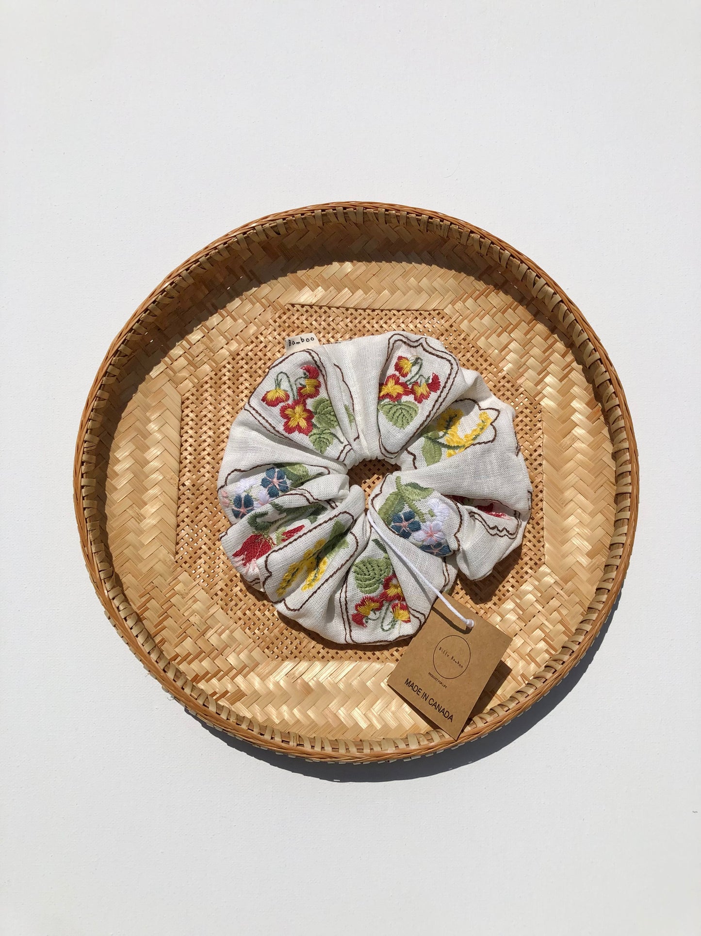 EMBROIDERED FLOWER GARDEN SCRUNCHIE
