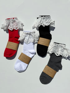 LACE SOCKS