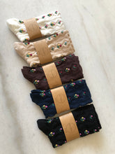 Load image into Gallery viewer, ROSE GARDEN SOCKS