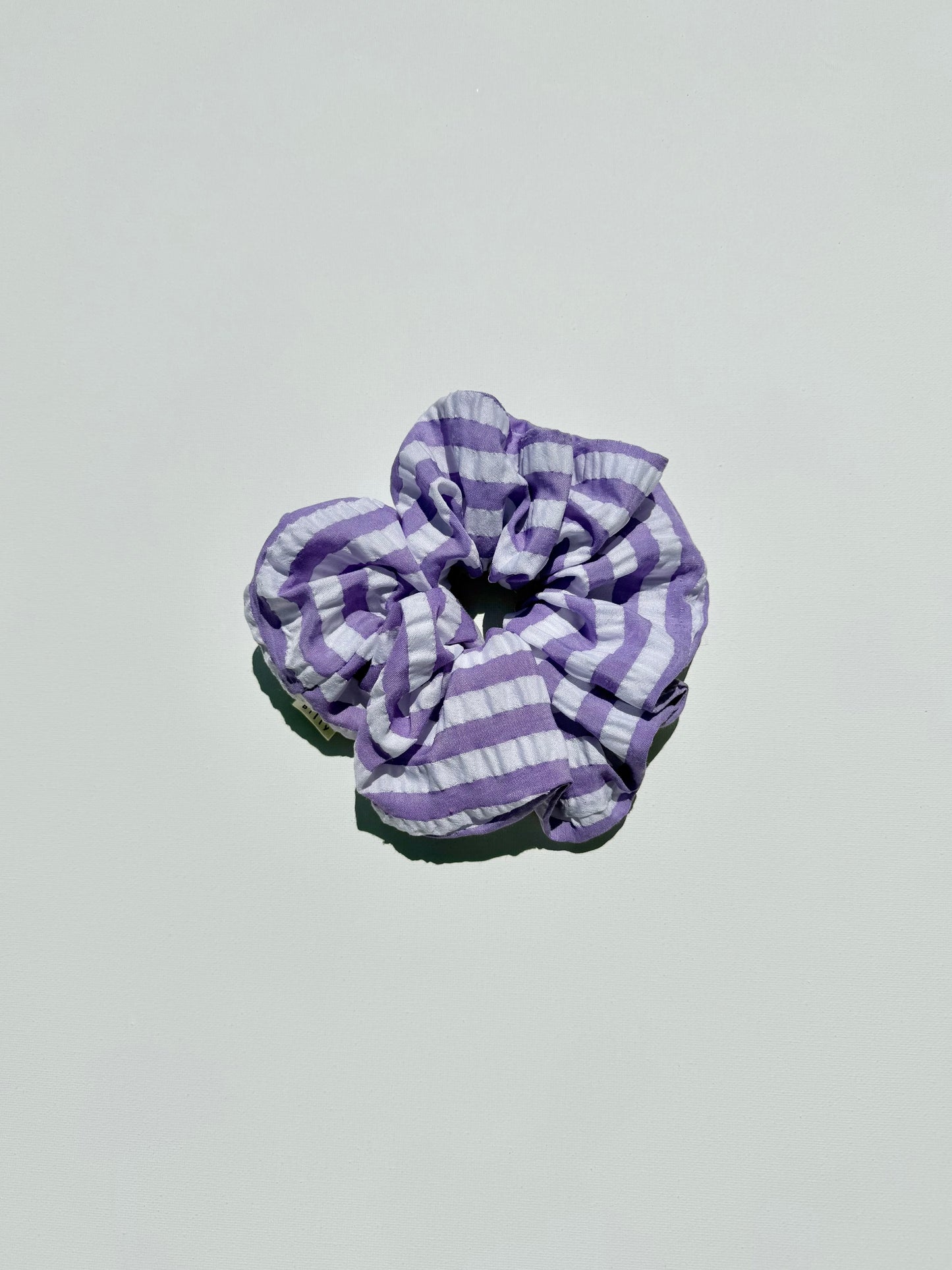 STRIPE SEERSUCKER SCRUNCHIES - bright