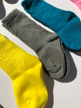 Load image into Gallery viewer, TODDLER COLOR SOCK - pack of 3