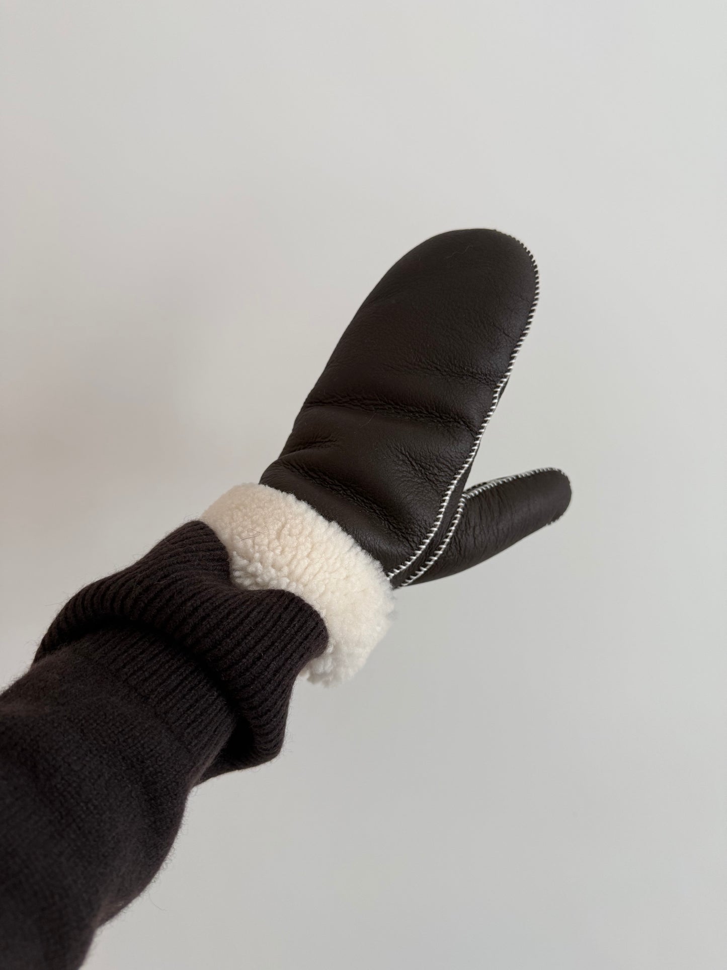 SHEARLING MITTENS