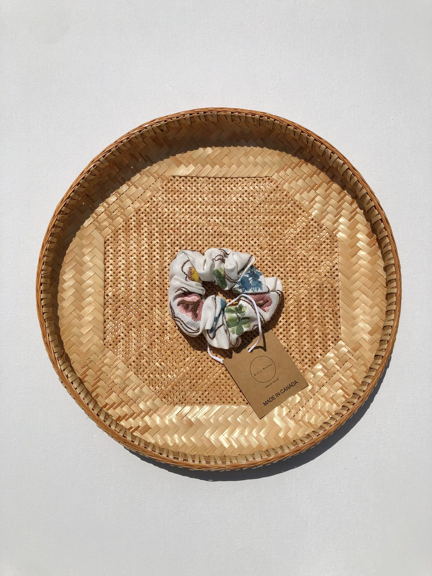 EMBROIDERED FLOWER GARDEN SCRUNCHIE