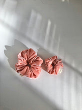 Load image into Gallery viewer, VELVET SCRUNCHIES - garden mixed