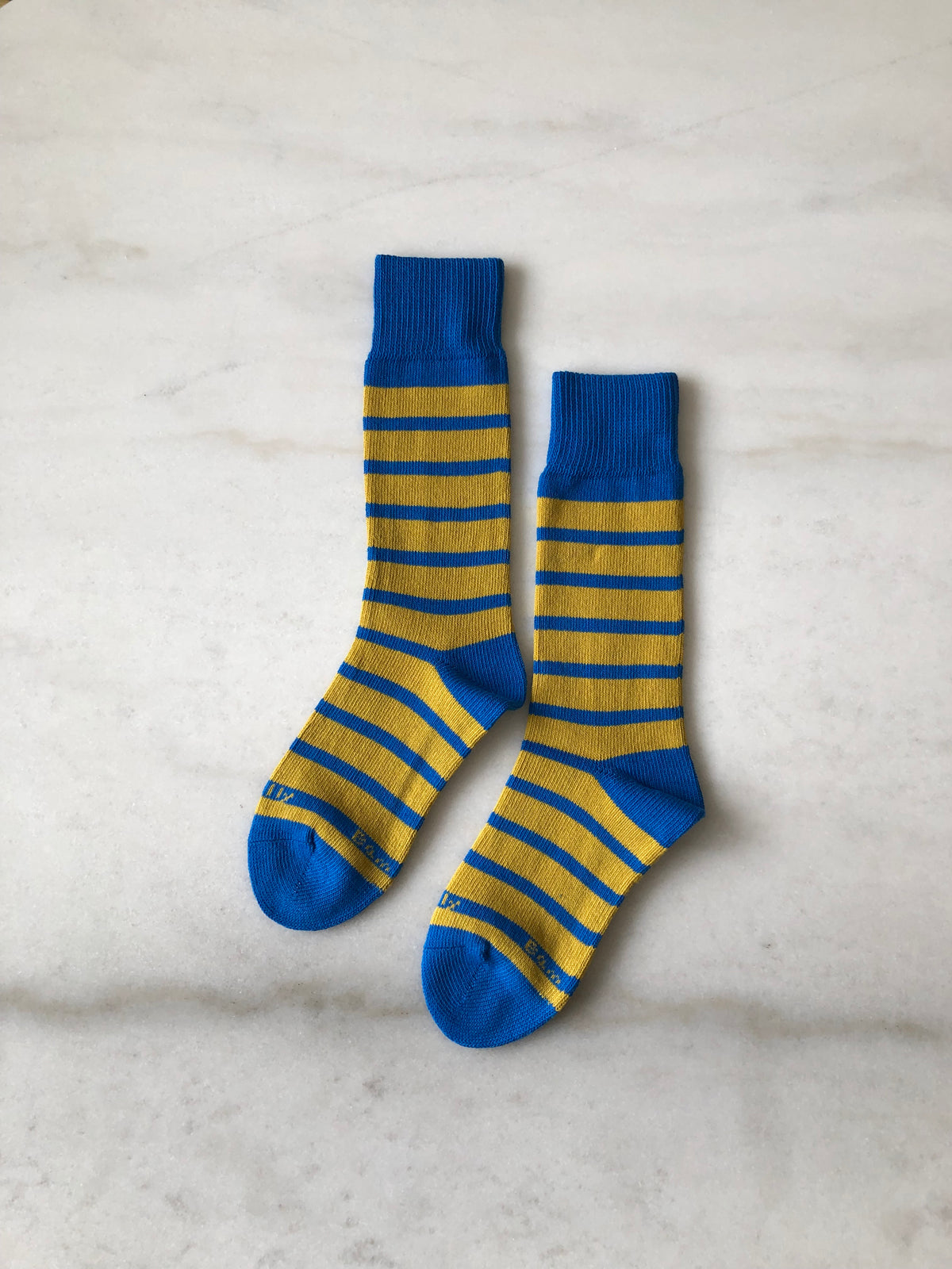 MAKINO POP STRIPE HIGH SOCKS