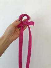 Load image into Gallery viewer, COTTON POPLIN MINI BOW SCRUNCHIES