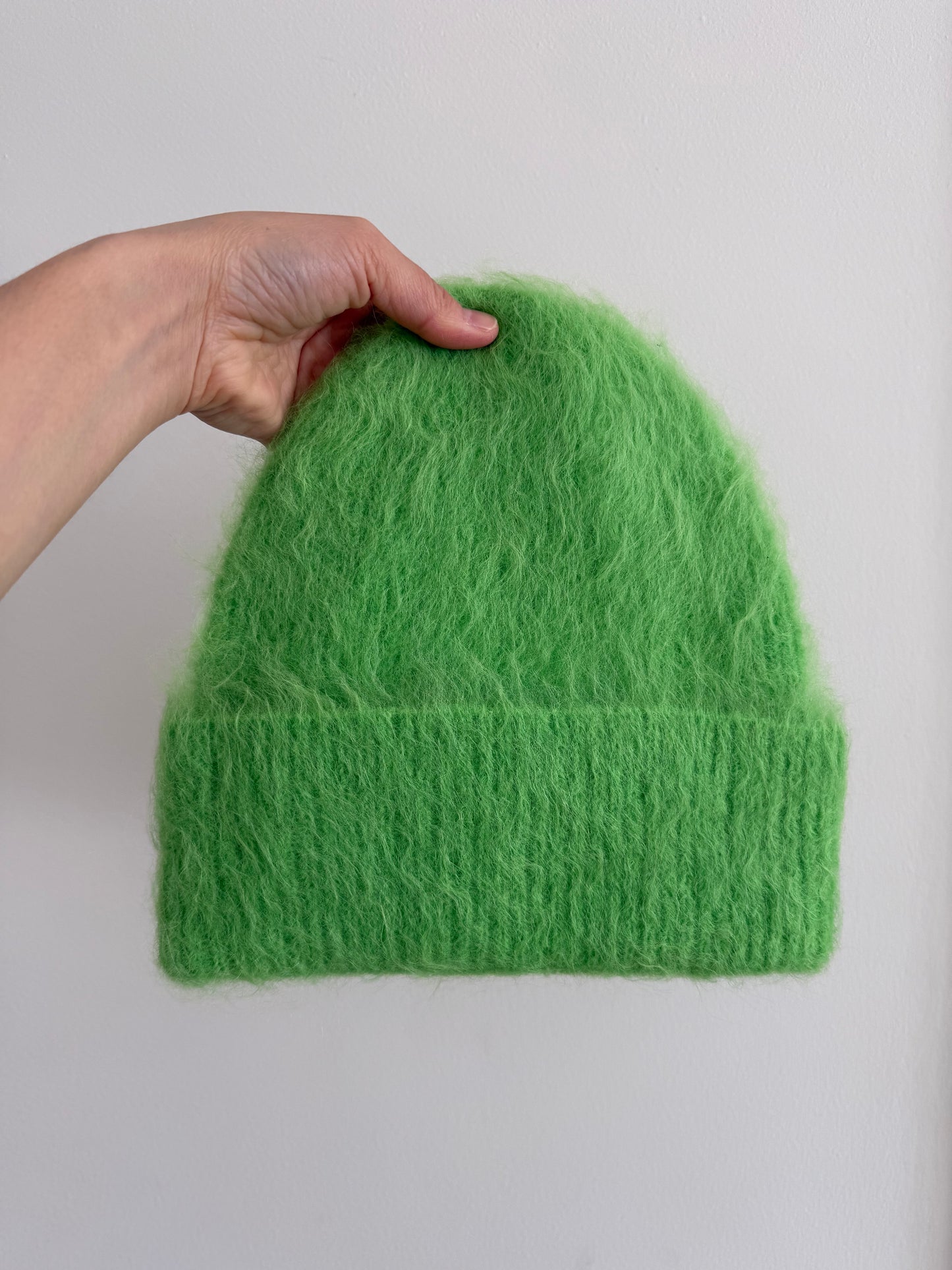 ALPACA FLUFFY BEANIE