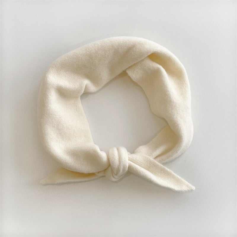 FUZZY WOOL CRAVAT SCARF - neutral
