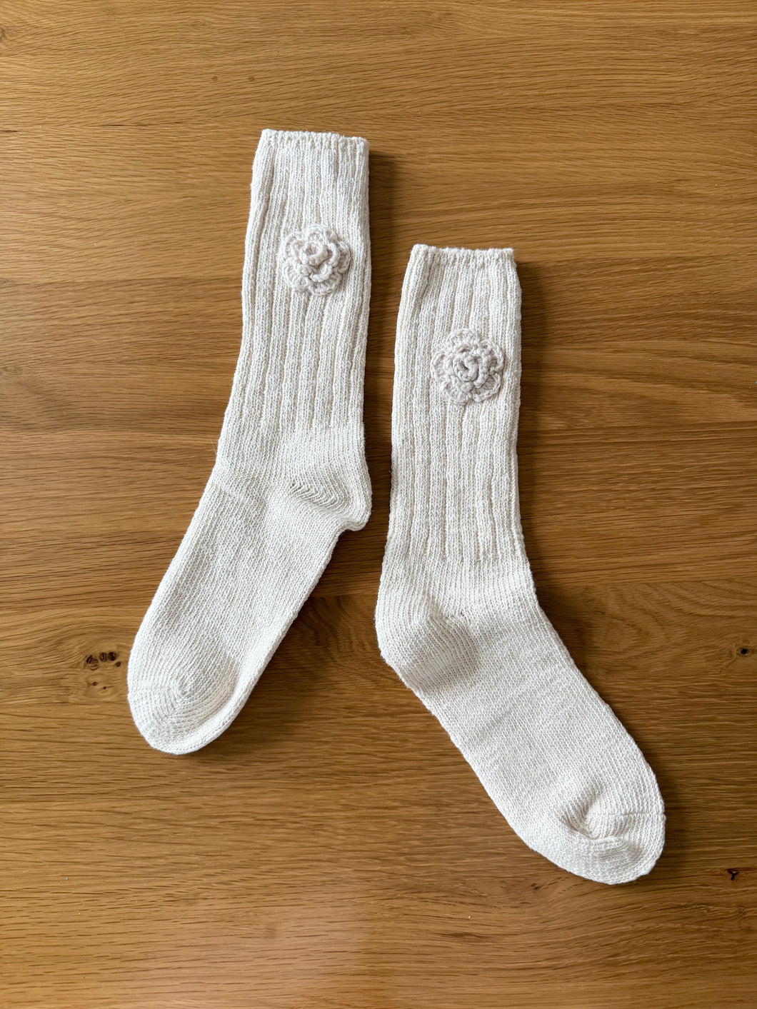 CROCHET COOKIE FLOWERS SOCKS