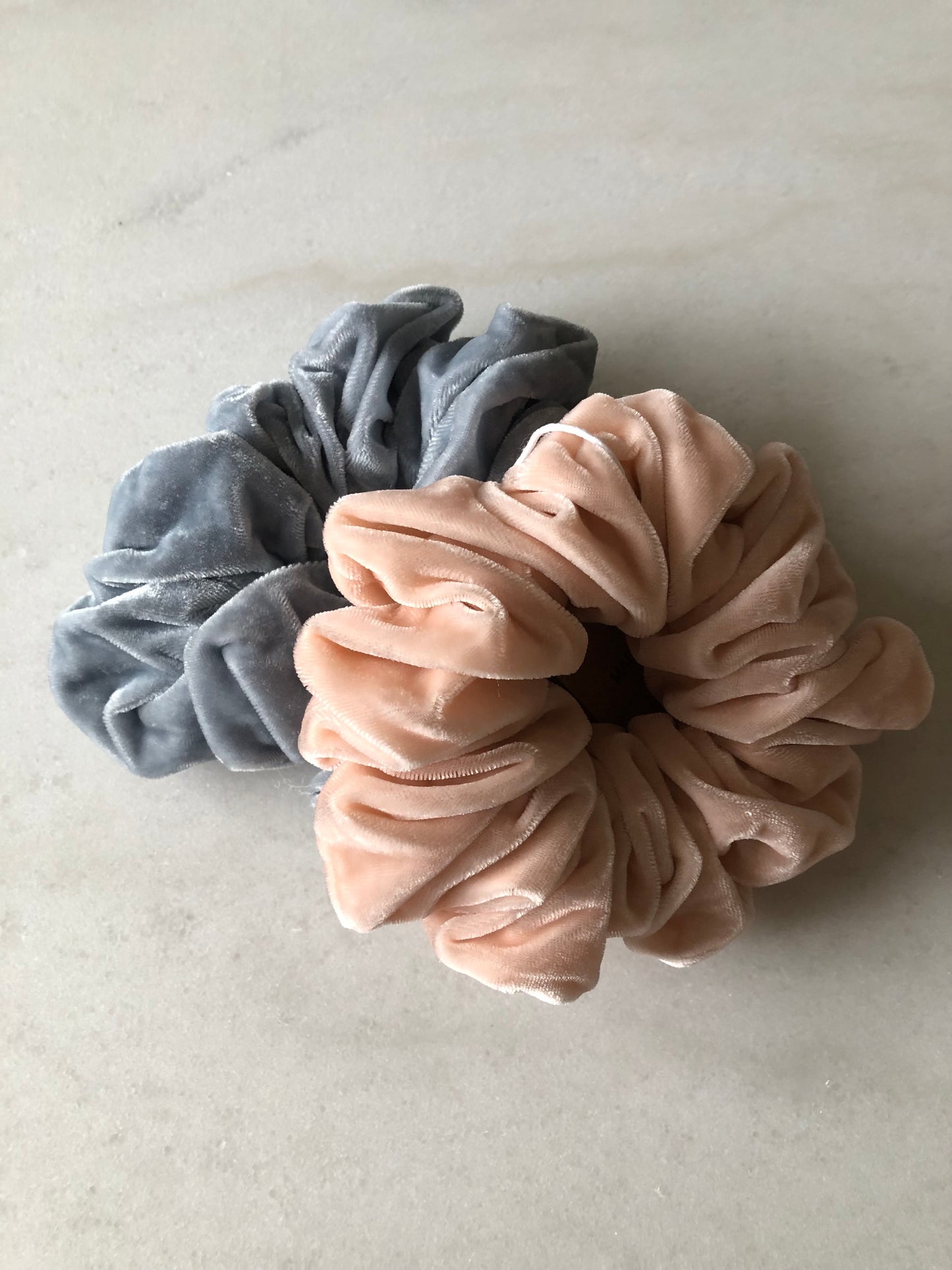SILK VELVET SCRUNCHIES - heritage