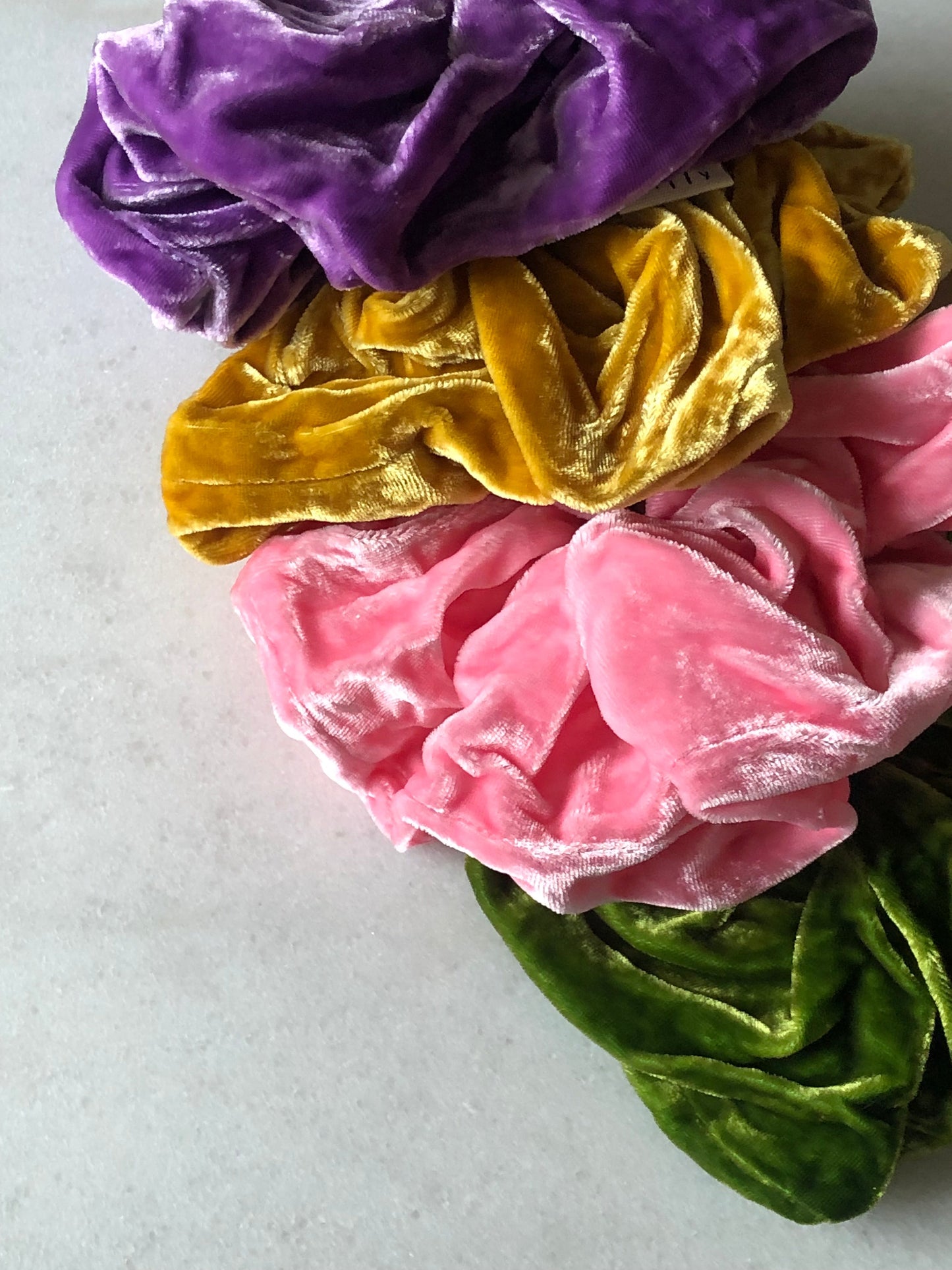 SILK VELVET SCRUNCHIES - crystal bright