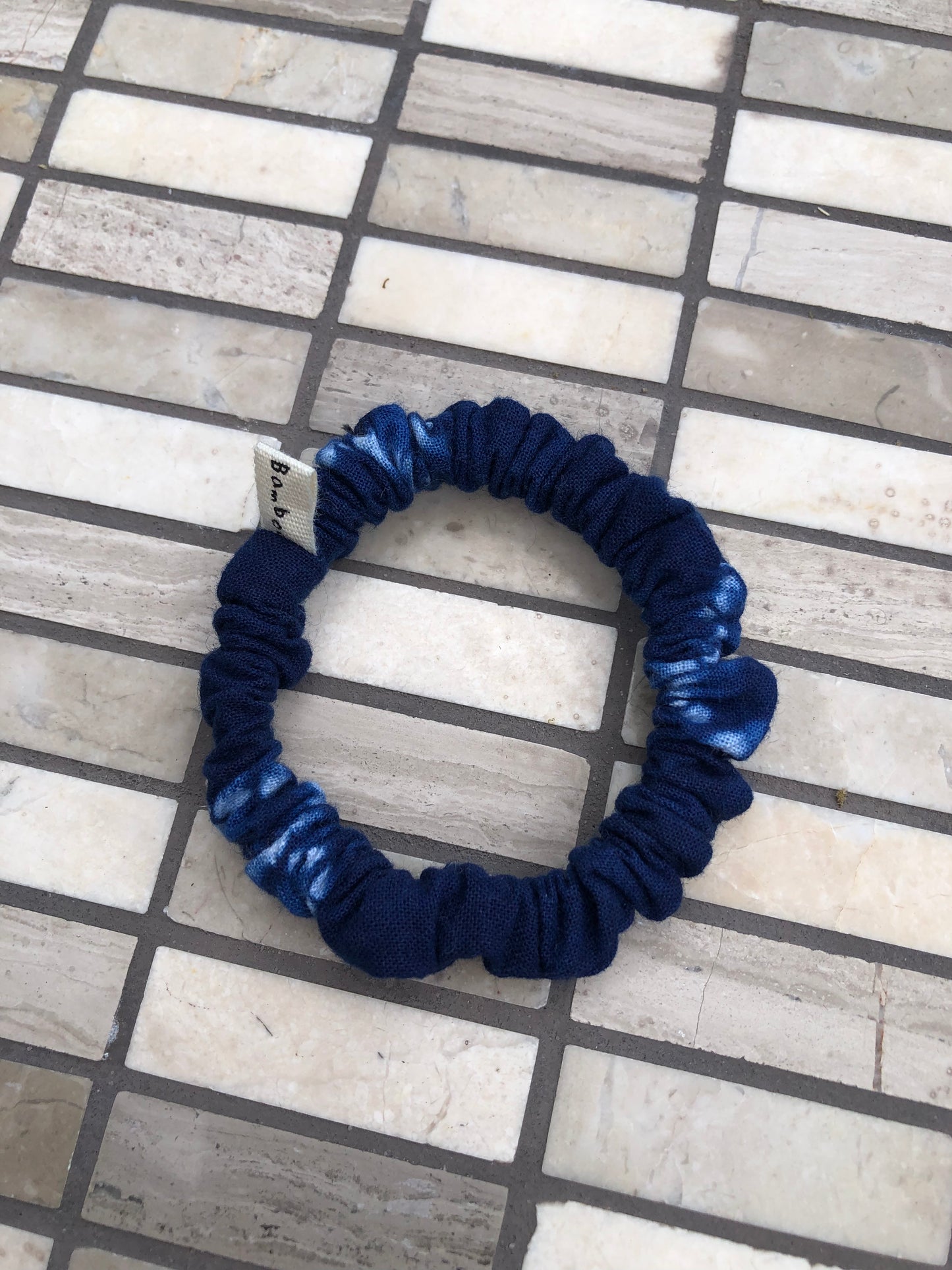 MINI TIE - DYE SCRUNCHIES