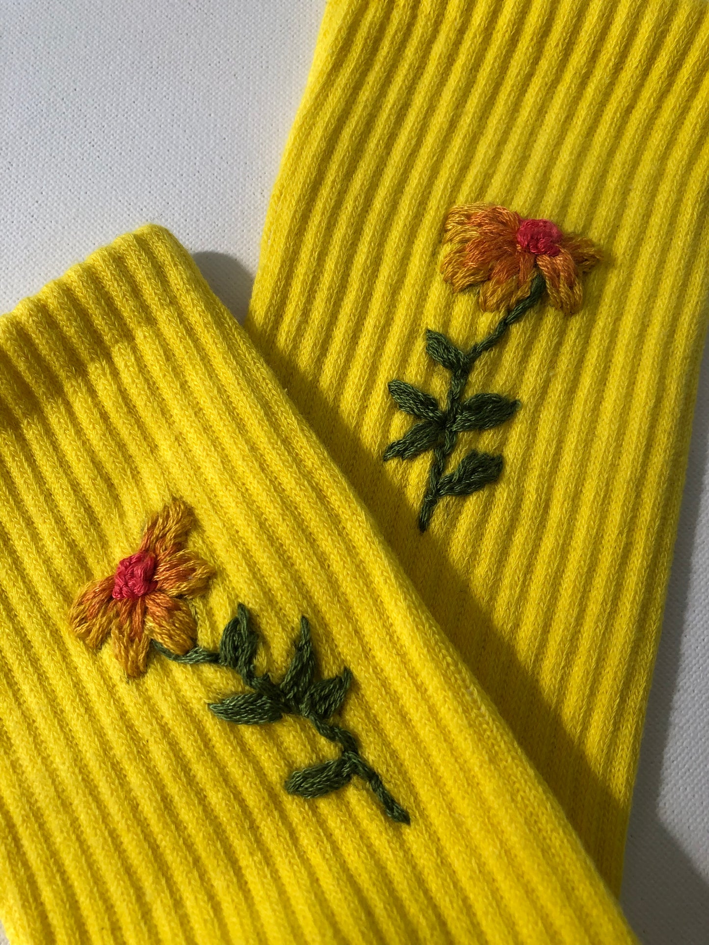 EMBROIDERED SOCKS