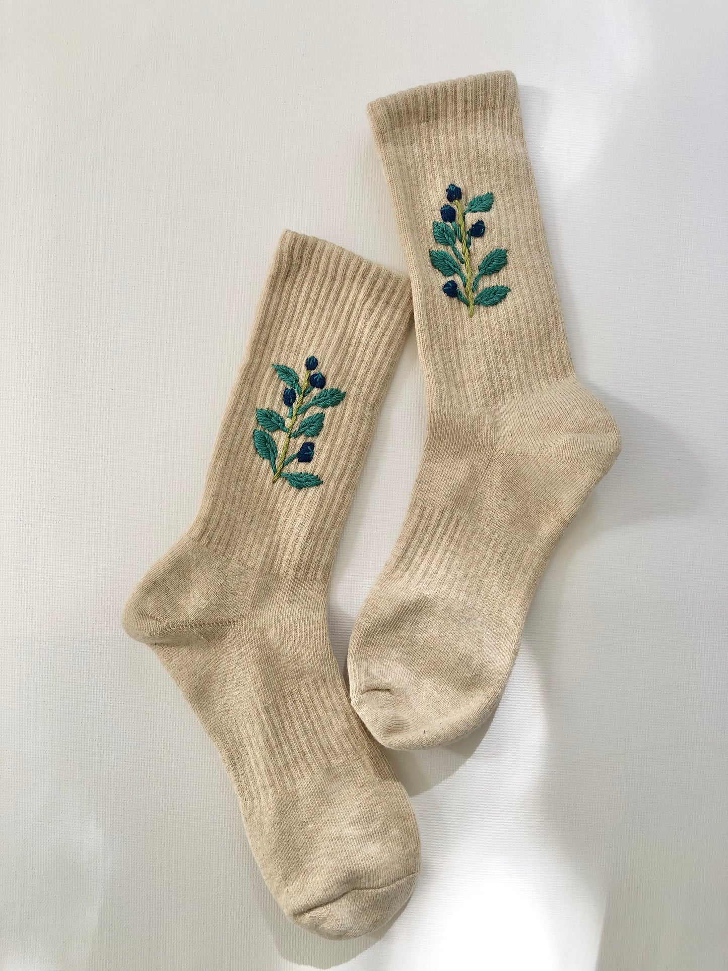 EMBROIDERED SOCKS