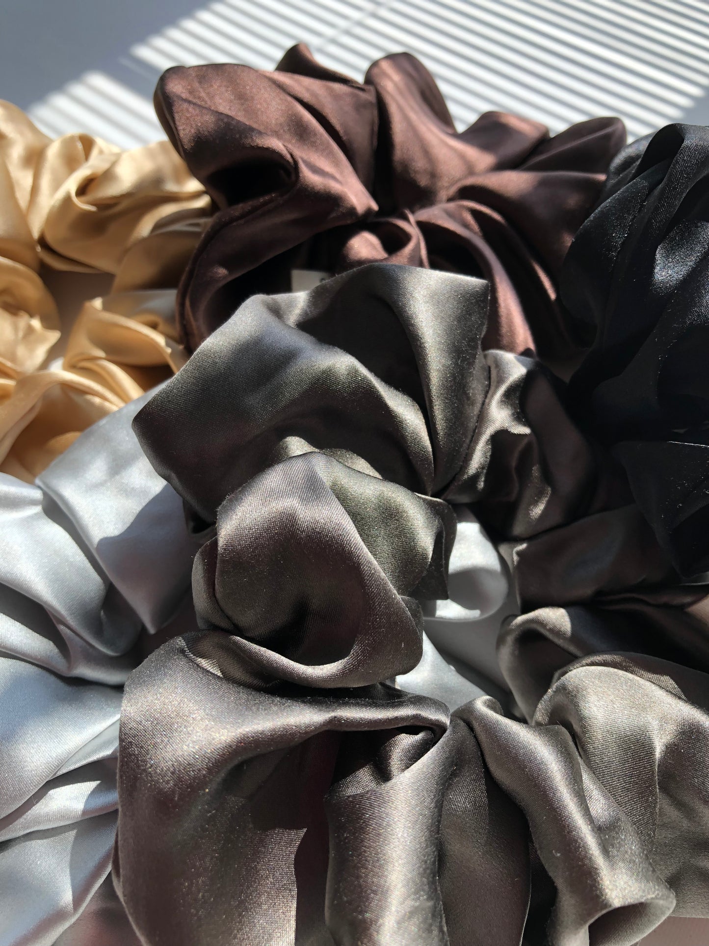 PURE SILK OVERSIZED SCRUNCHIES